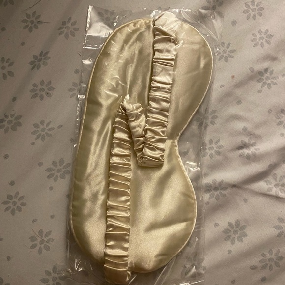 New sleep mask - Picture 2 of 2